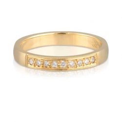 9 Diamond Yellow Gold Wedder