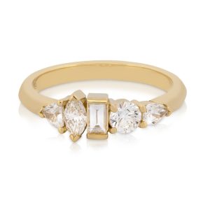 18ct Yellow Gold fancy shaped Diamond Trilliant, Marquise, Baguette, Round Brilliant and Pear shaped Ring